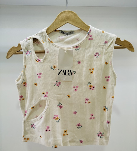 کراپ بدون آستین وارداتی برند zara طرح گل دار