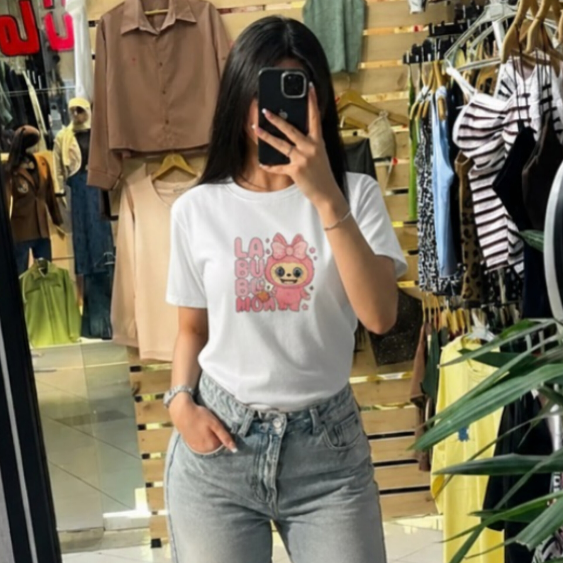تیشرت سفید فری سایز پنبه طرح لبولبو صورتی